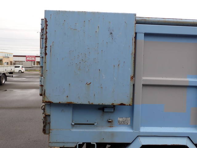 いすゞエルフ深ダンプ（土砂禁ダンプ）小型（2t・3t）[写真16]