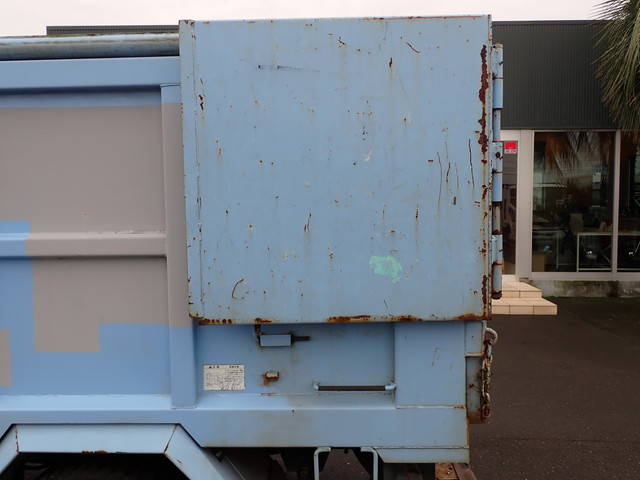 いすゞエルフ深ダンプ（土砂禁ダンプ）小型（2t・3t）[写真18]