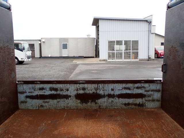 いすゞエルフ深ダンプ（土砂禁ダンプ）小型（2t・3t）[写真22]