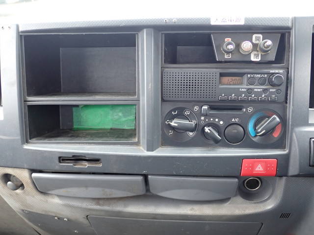 いすゞエルフ深ダンプ（土砂禁ダンプ）小型（2t・3t）[写真33]