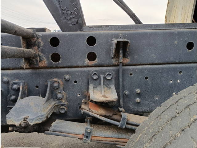 いすゞフォワードダンプ中型（4t）[写真16]