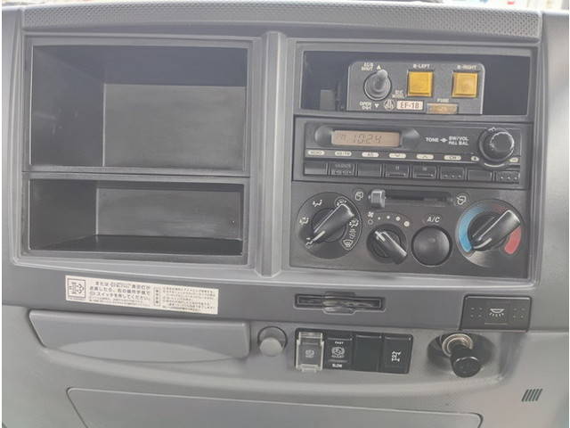 いすゞフォワードダンプ中型（4t）[写真25]