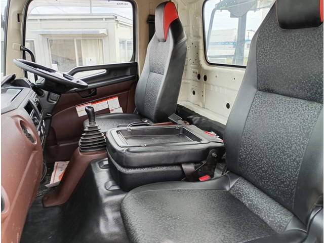 日野レンジャーコンテナ専用車中型（4t）[写真23]