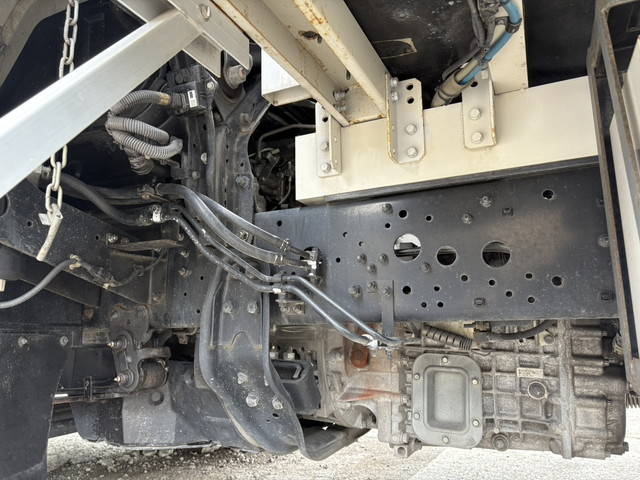 三菱ふそうファイターアルミウイング中型（4t）[写真17]