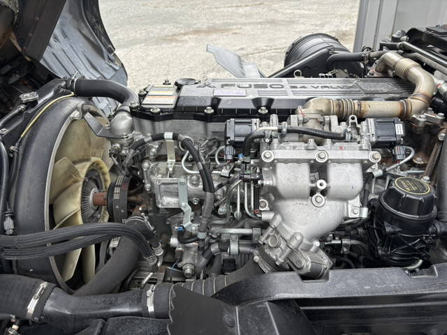 三菱ふそうファイターアルミウイング中型（4t）[写真29]