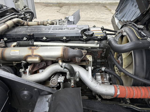 三菱ふそうファイターアルミウイング中型（4t）[写真30]