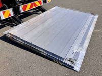 日野レンジャーアルミバン中型（4t）[写真12]