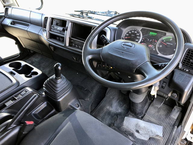 日野レンジャーアルミバン中型（4t）[写真31]