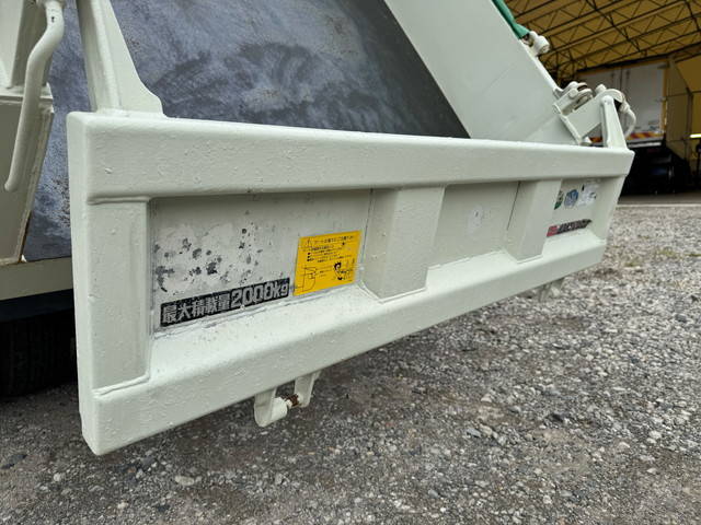 日野デュトロ三転ダンプ小型（2t・3t）[写真12]