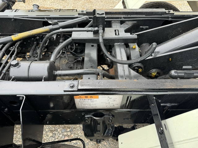 日野デュトロ三転ダンプ小型（2t・3t）[写真25]