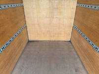 三菱ふそうキャンターアルミバン小型（2t・3t）[写真16]