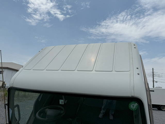 三菱ふそうキャンターアルミバン小型（2t・3t）[写真21]
