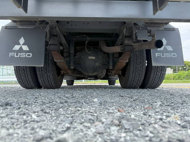三菱ふそうキャンターアルミバン小型（2t・3t）[写真26]