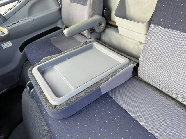 三菱ふそうキャンターアルミバン小型（2t・3t）[写真37]