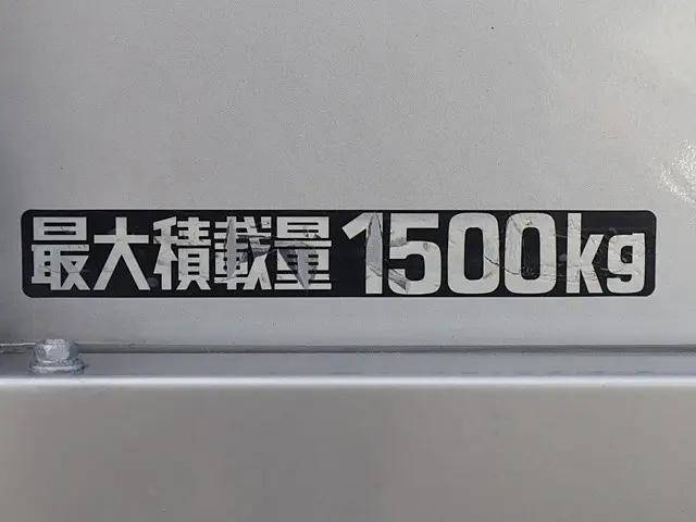 トヨタトヨエース平ボディ小型（2t・3t）[写真14]