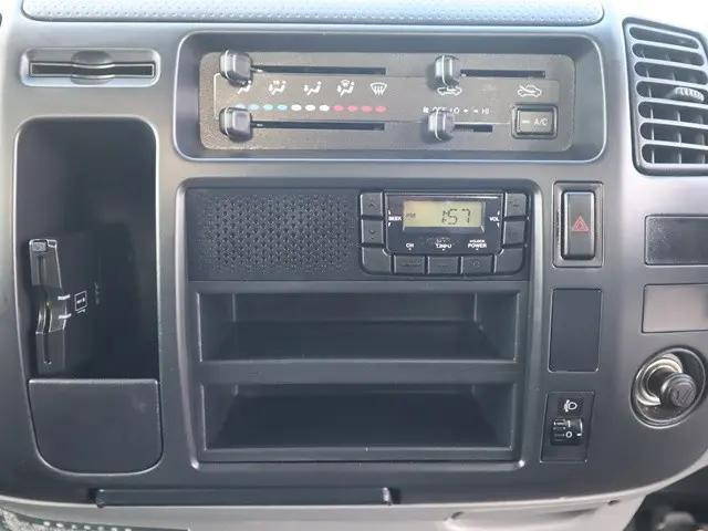 トヨタトヨエース平ボディ小型（2t・3t）[写真34]