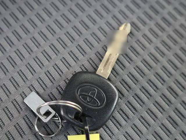 トヨタトヨエース平ボディ小型（2t・3t）[写真37]