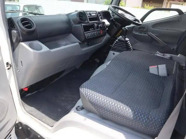 トヨタダイナ平ボディ小型（2t・3t）[写真23]