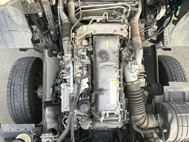 いすゞギガクレーン4段大型（10t）[写真22]