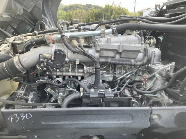 いすゞギガクレーン4段大型（10t）[写真24]