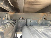 三菱ふそうファイター平ボディ増トン（6t・8t）[写真10]