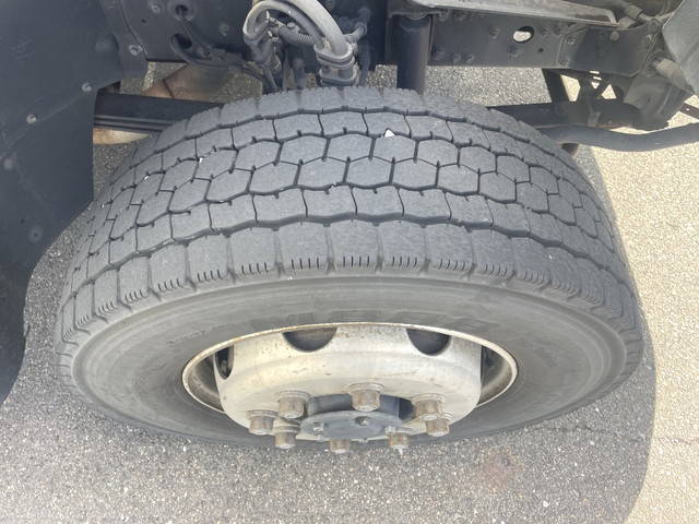 三菱ふそうファイター平ボディ増トン（6t・8t）[写真06]