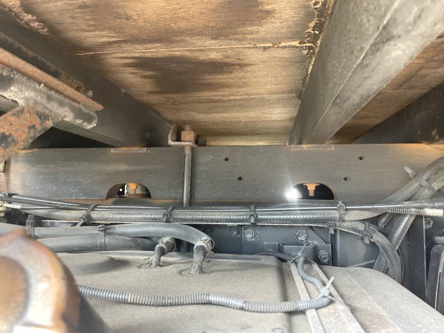 三菱ふそうファイター平ボディ増トン（6t・8t）[写真09]