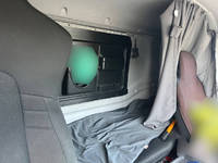 いすゞギガクレーン4段大型（10t）[写真34]