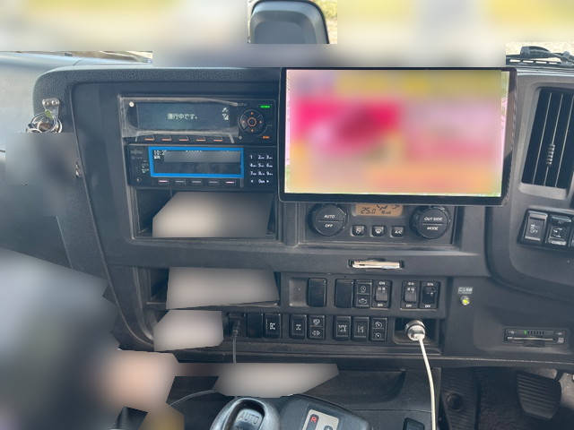 いすゞギガクレーン4段大型（10t）[写真35]