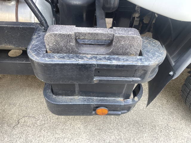 三菱ふそうファイタークレーン5段増トン（6t・8t）[写真17]