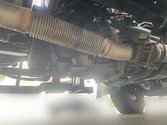 三菱ふそうファイタークレーン5段増トン（6t・8t）[写真24]