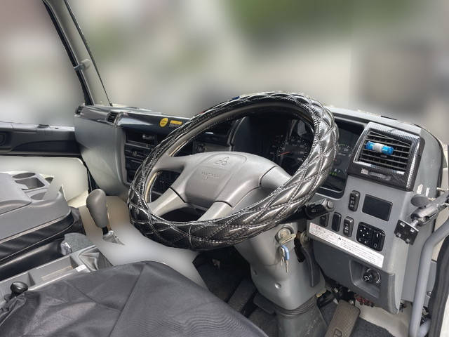 三菱ふそうファイタークレーン5段増トン（6t・8t）[写真35]