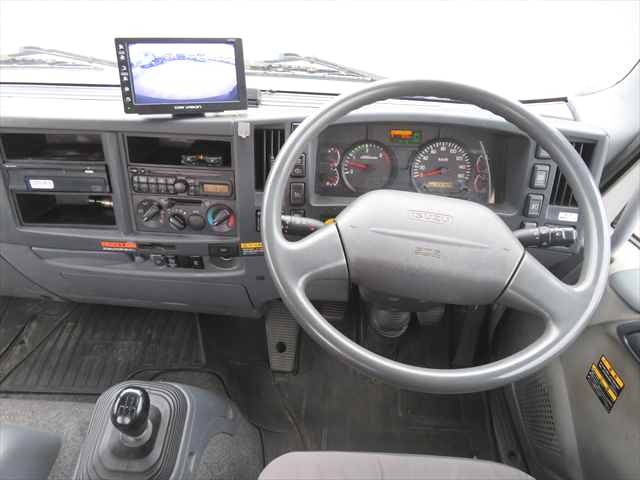 いすゞフォワードセーフティクレーン3段増トン（6t・8t）[写真40]