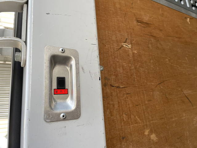 三菱ふそうキャンターアルミウイング小型（2t・3t）[写真26]