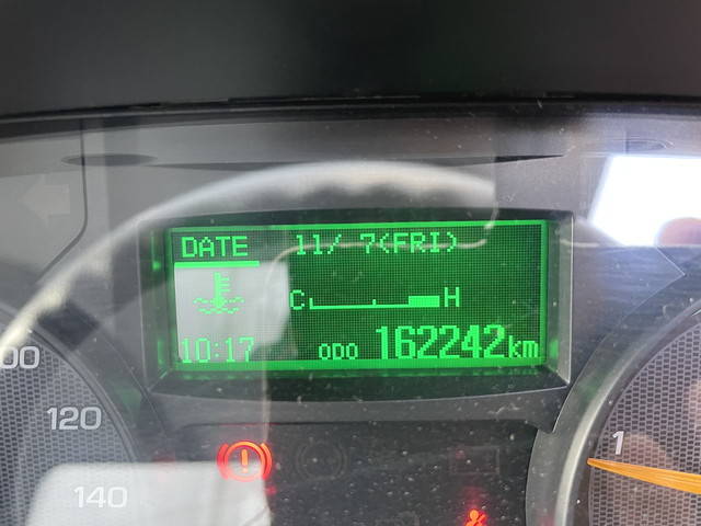 三菱ふそうキャンターアルミウイング小型（2t・3t）[写真40]