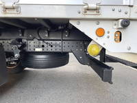 三菱ふそうキャンターアルミウイング小型（2t・3t）[写真10]