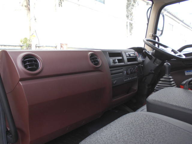 日野レンジャーセルフクレーン4段中型（4t）[写真33]