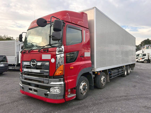 日野プロフィアアルミバン大型（10t）[写真01]