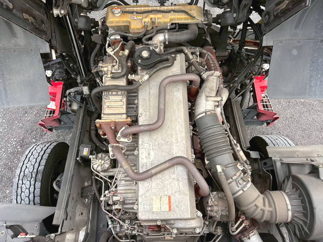 日野プロフィアアルミバン大型（10t）[写真14]