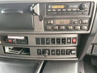 日野プロフィアアルミバン大型（10t）[写真25]