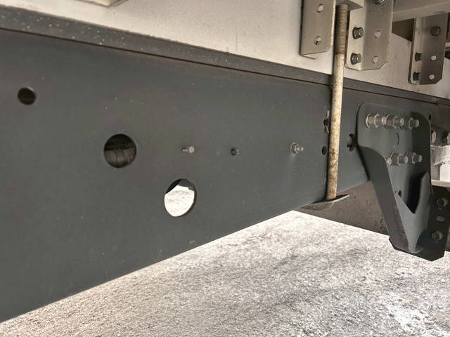 日野プロフィアアルミバン大型（10t）[写真32]