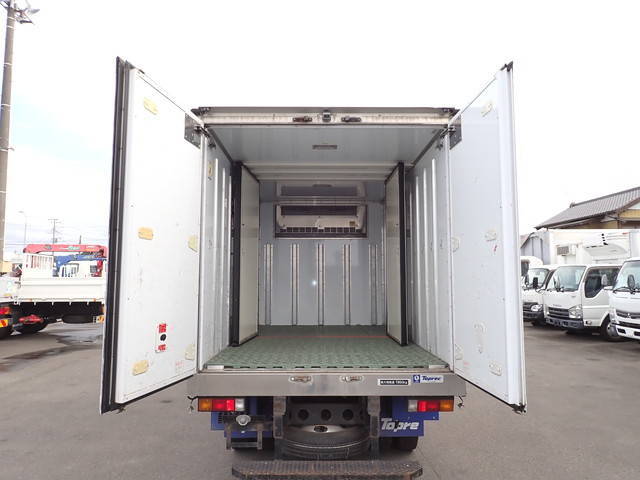 三菱ふそうキャンター冷凍車（冷蔵車）小型（2t・3t）[写真12]