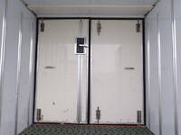 三菱ふそうキャンター冷凍車（冷蔵車）小型（2t・3t）[写真14]