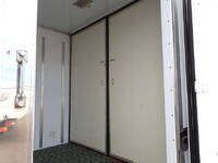 三菱ふそうキャンター冷凍車（冷蔵車）小型（2t・3t）[写真15]