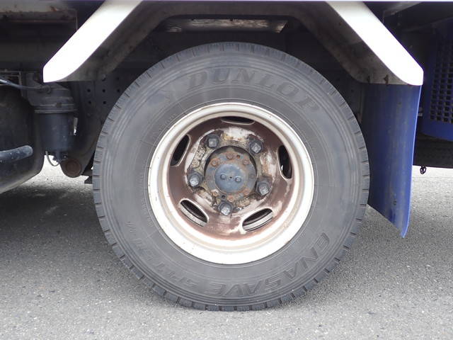 三菱ふそうキャンター冷凍車（冷蔵車）小型（2t・3t）[写真25]