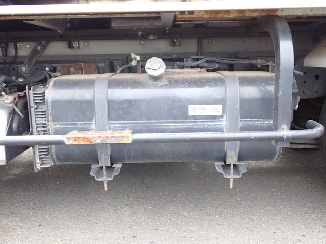 三菱ふそうキャンター冷凍車（冷蔵車）小型（2t・3t）[写真26]