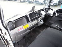 三菱ふそうキャンター冷凍車（冷蔵車）小型（2t・3t）[写真36]