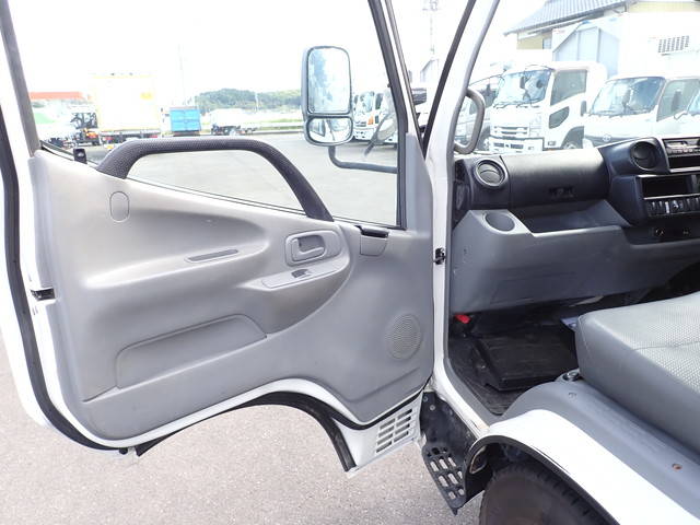 日野デュトロクレーン3段小型（2t・3t）[写真34]