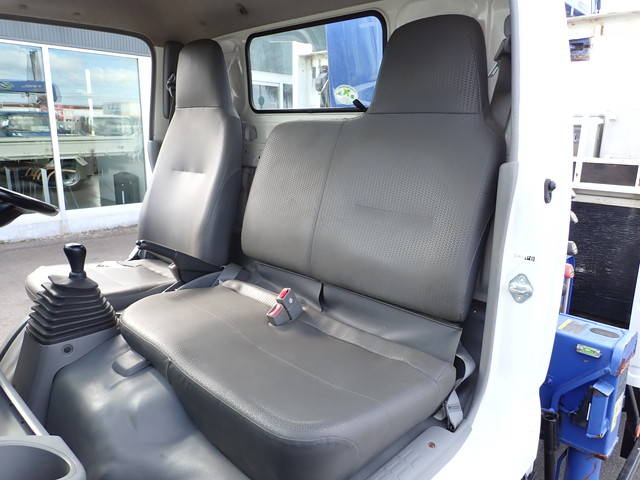 日野デュトロクレーン3段小型（2t・3t）[写真37]