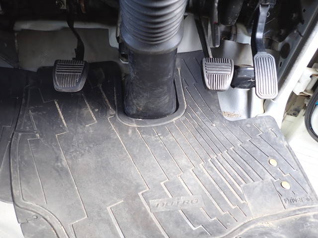 日野デュトロクレーン3段小型（2t・3t）[写真39]